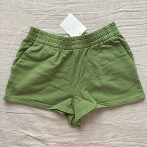 Oak + Fort Shorts